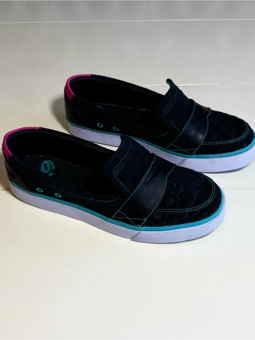 Nike 6.0 Balsa slip-on Loafer with black suede